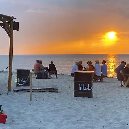 Holz-ferienhaus Mechelsdorf, Nahe Ostseebad Kuehlungsborn Lejlighed