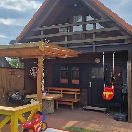 Holz-ferienhaus Mechelsdorf, Nahe Ostseebad Kuehlungsborn * Mechelsdorf