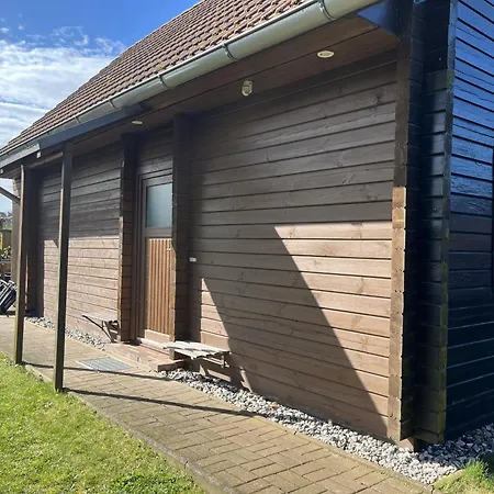 Holz-ferienhaus Mechelsdorf, Nahe Ostseebad Kuehlungsborn Lejlighed *