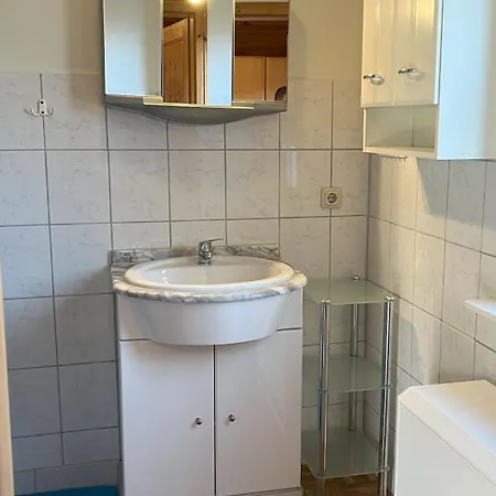 Holz-ferienhaus Mechelsdorf, Nahe Ostseebad Kuehlungsborn Mechelsdorf